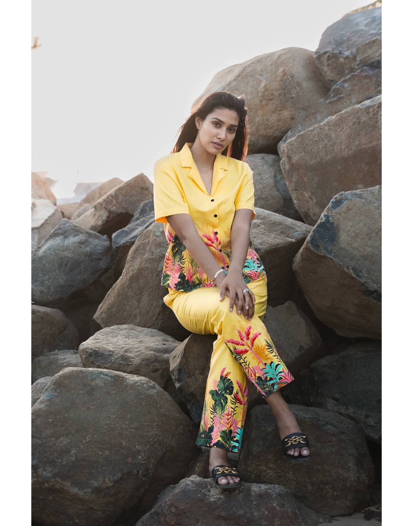 Night Suit Set for Women-Yellow Border Print
