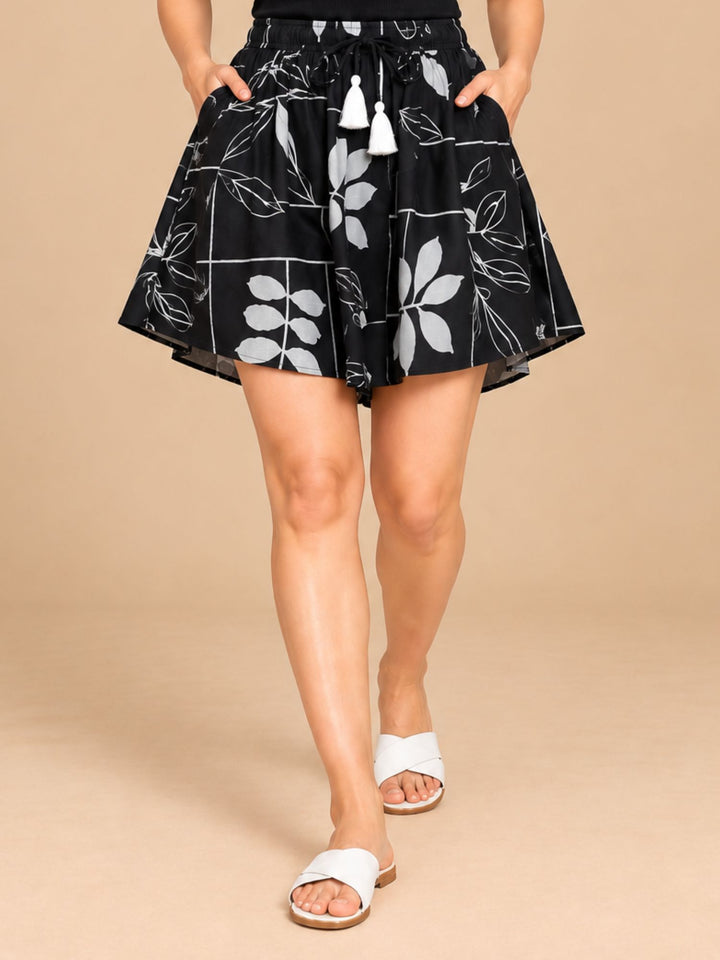 Viscose Culotte Shorts - Black Leaves Print(S-XXL)