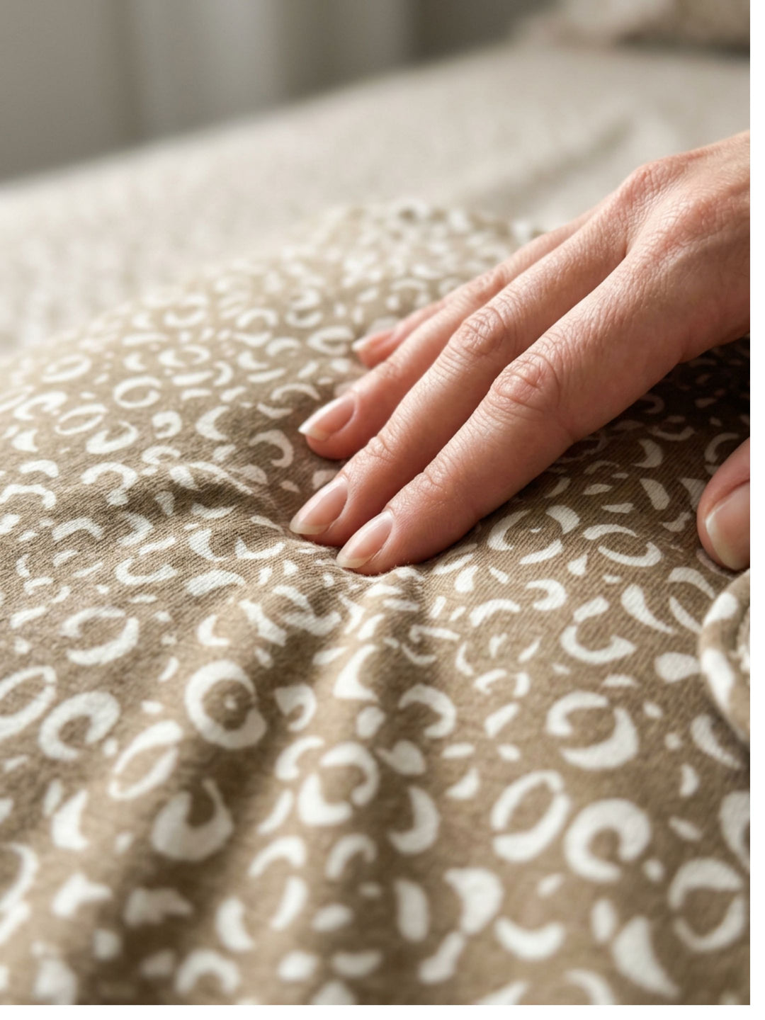 B STORIES Leopard Print Cotton Knit Throw Blanket | Soft, Breathable & Lightweight | All Season Couch, Bed & Sofa Throw | 81x59 Inches | 180 GSM | Brown